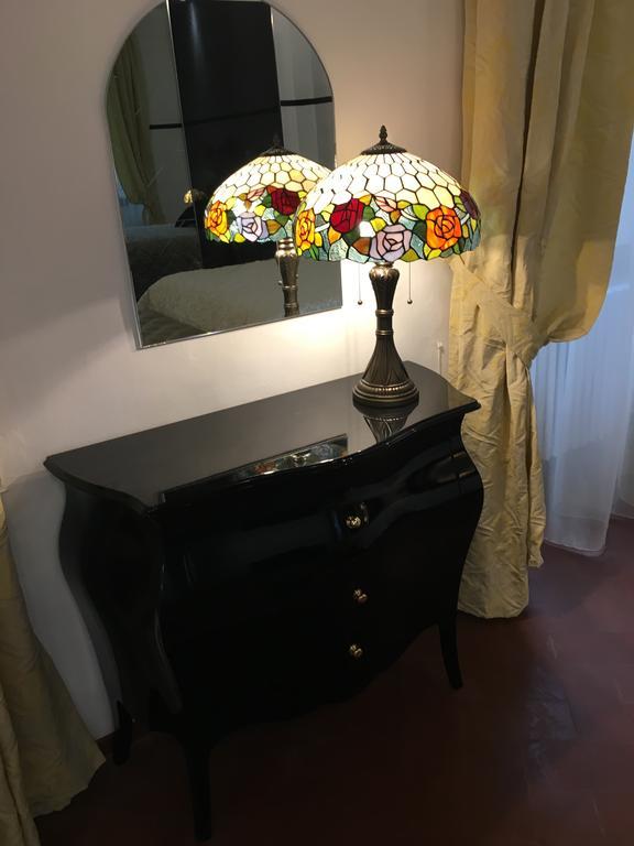 Firenze Rentals Suite Servi Εξωτερικό φωτογραφία