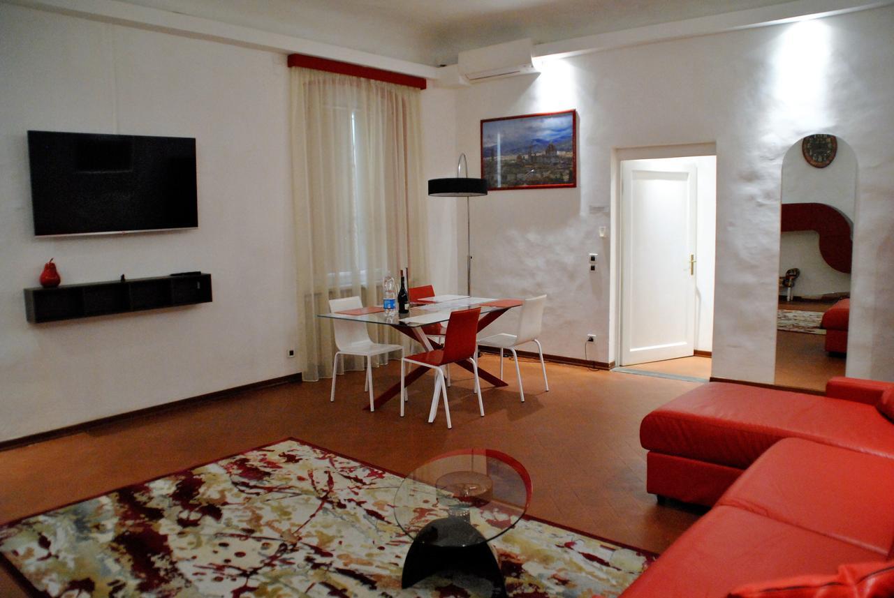 Firenze Rentals Suite Servi Εξωτερικό φωτογραφία